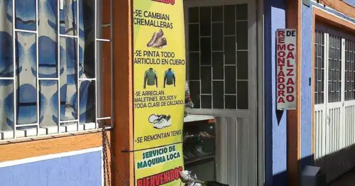 RENOVADORA DE CALZADO EN LA CARRERA 104 RENOVADORA DE CALZADO EN LA CARRERA 104